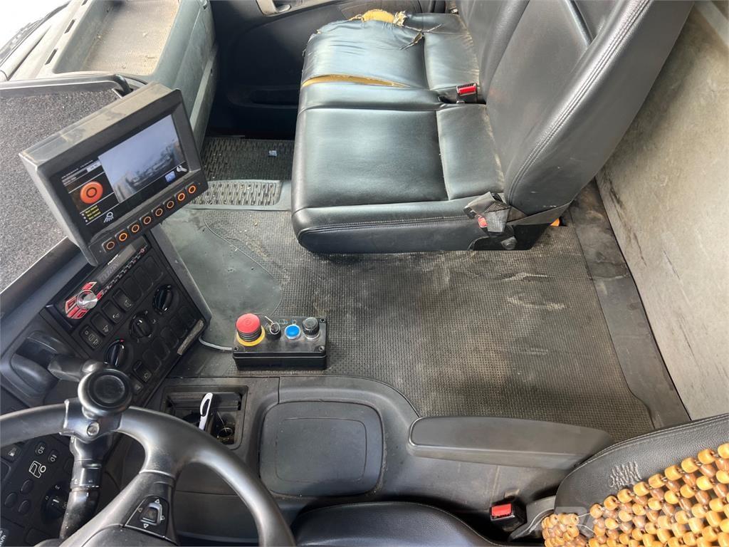 Scania P320 Nákladní vozidlo bez nástavby