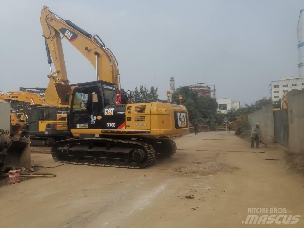 CAT 330 D Pásová rýpadla