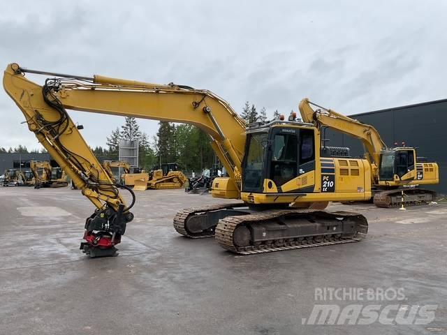 Komatsu PC210 Pásová rýpadla