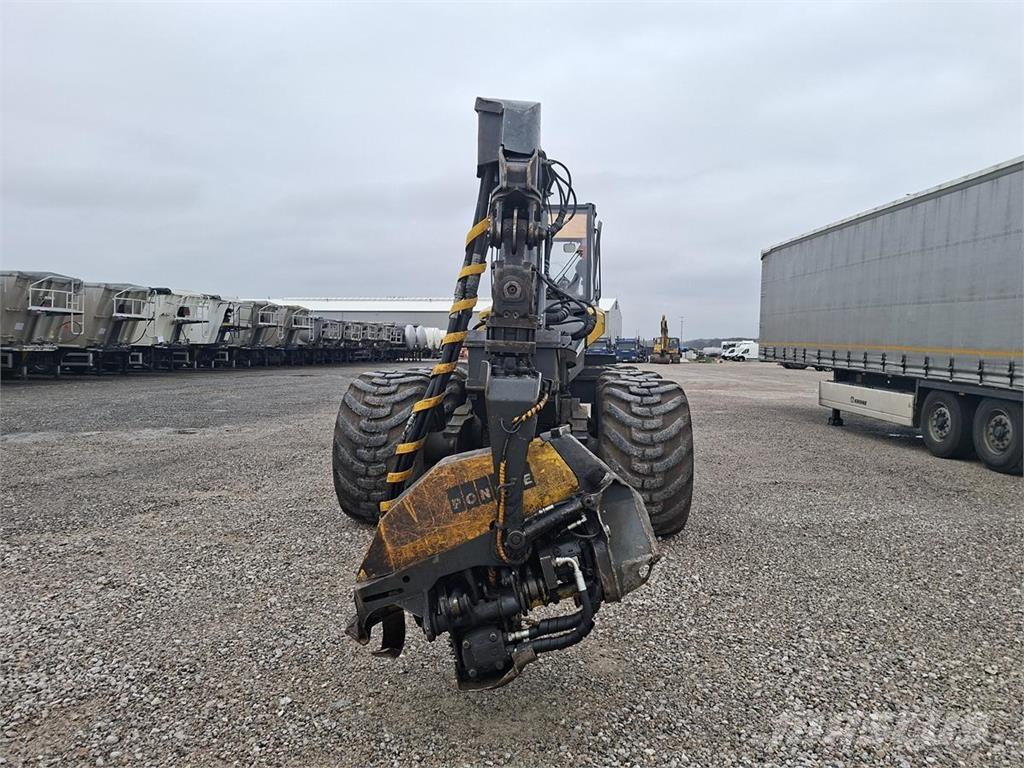 Ponsse Beaver Harvestory