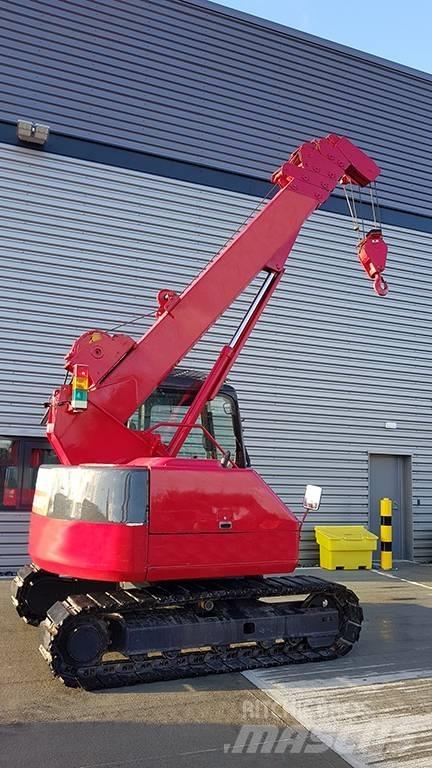 Maeda LC785 Pásové jeřáby