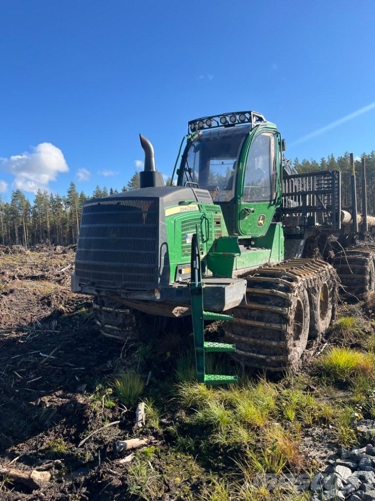 John Deere 1510G Vyvážecí traktory