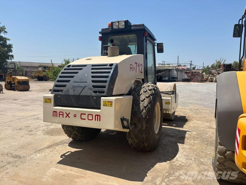  Max Com R712 Pneumatikové válce