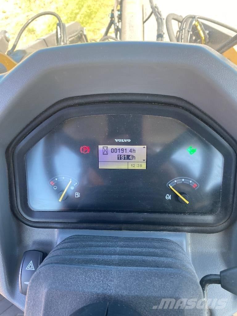 Volvo L30GS Kolové nakladače
