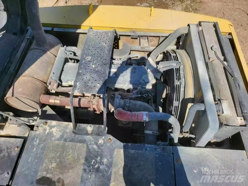 Sumitomo SH 350 Pásová rýpadla