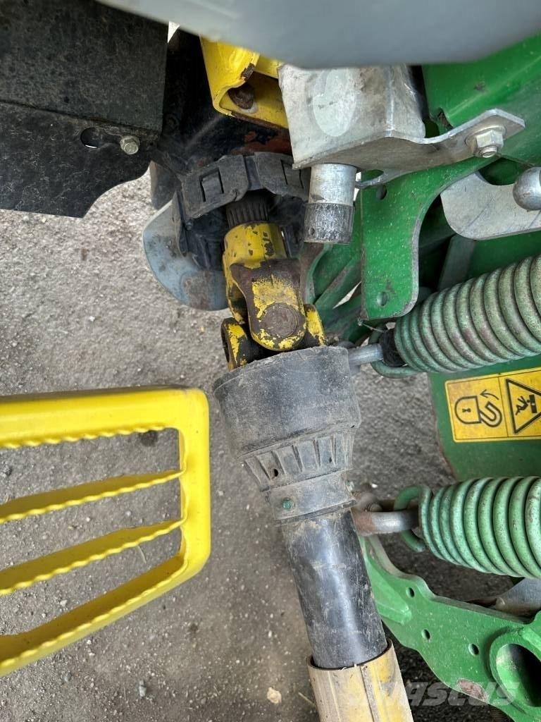 John Deere 8600 Samojízdné sekačky