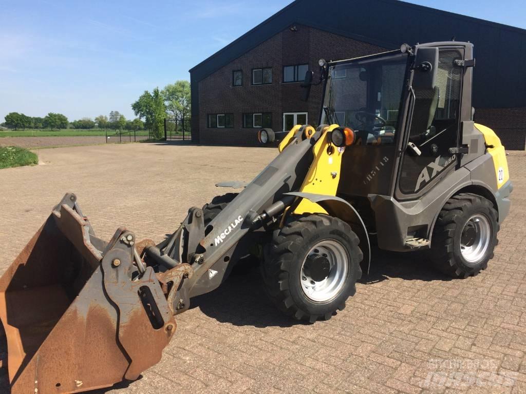 Mecalac AX 850 Kolové nakladače