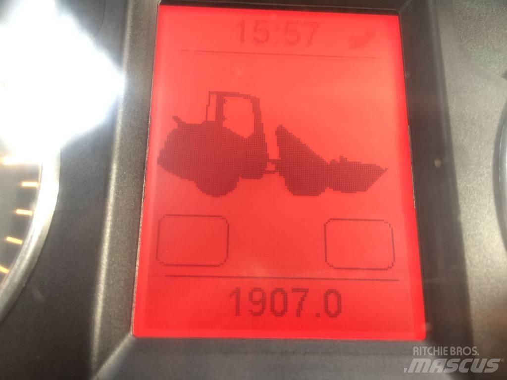 Mecalac AX 850 Kolové nakladače