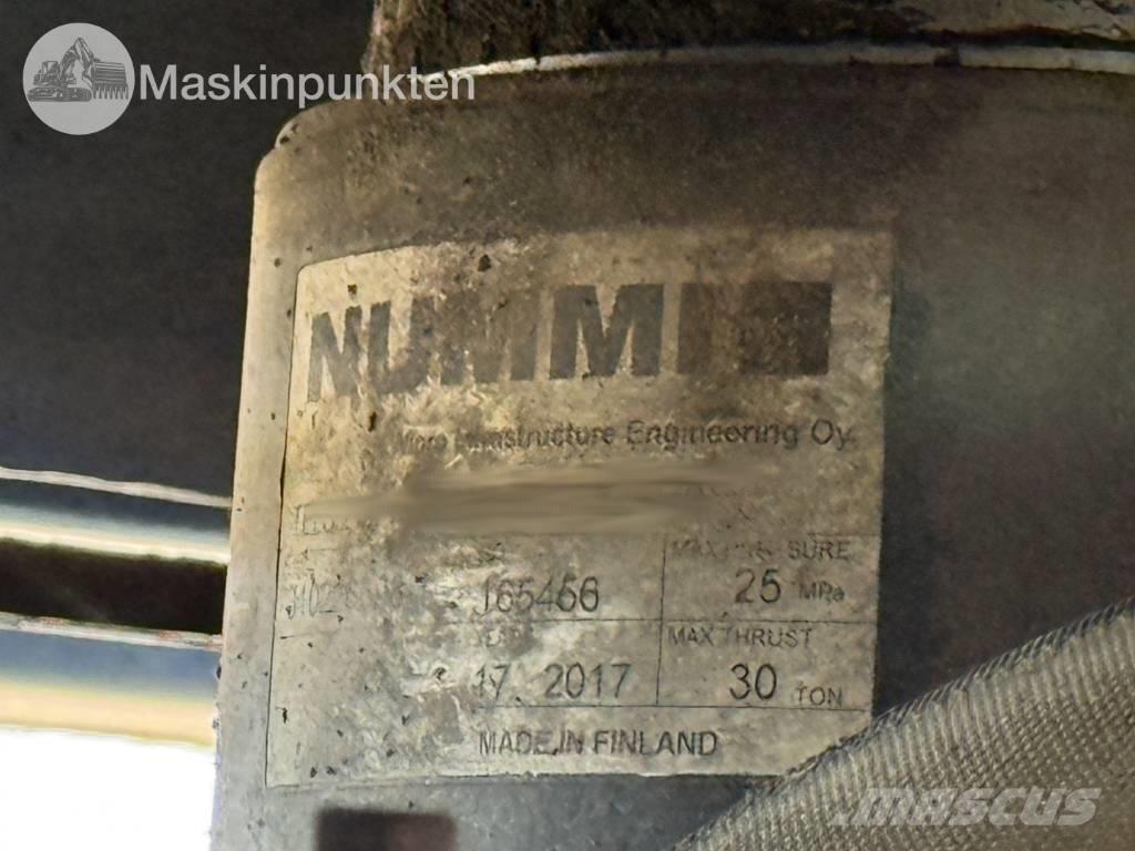 Volvo FM 6*4 Sklápěče