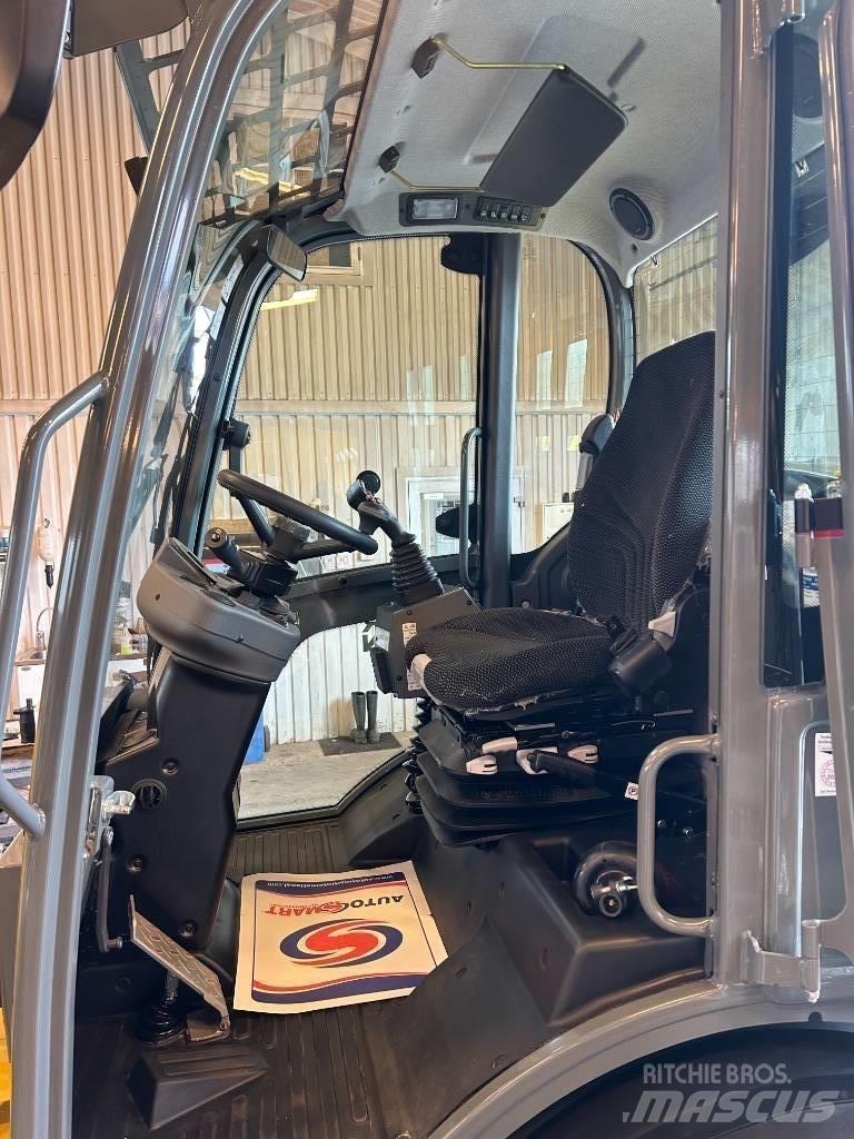 Wacker Neuson WL52 Kolové nakladače