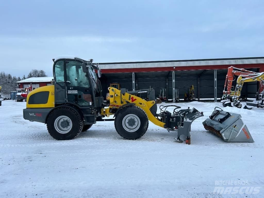 Wacker Neuson WL52 Kolové nakladače