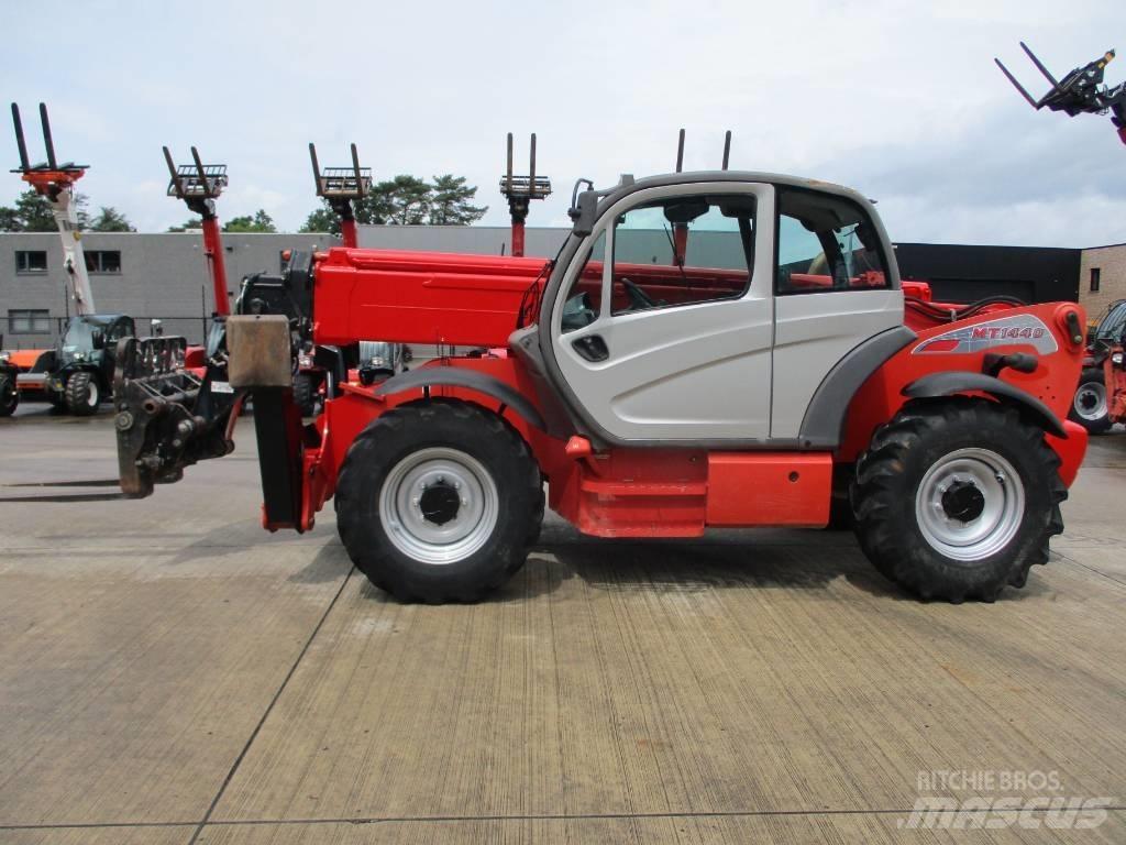 Manitou MT 1440 (066) Teleskopické manipulátory