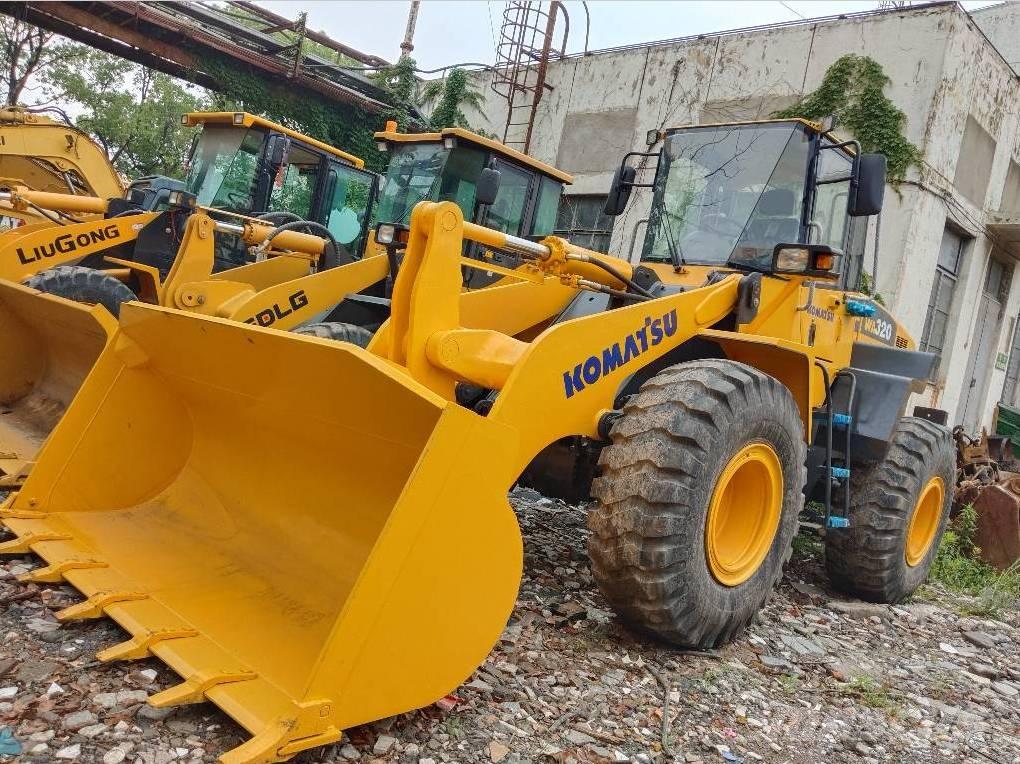 Komatsu WA 320-5 Kolové nakladače