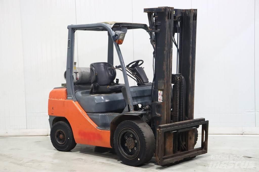 Toyota 02-8FGF30 LPG vozíky