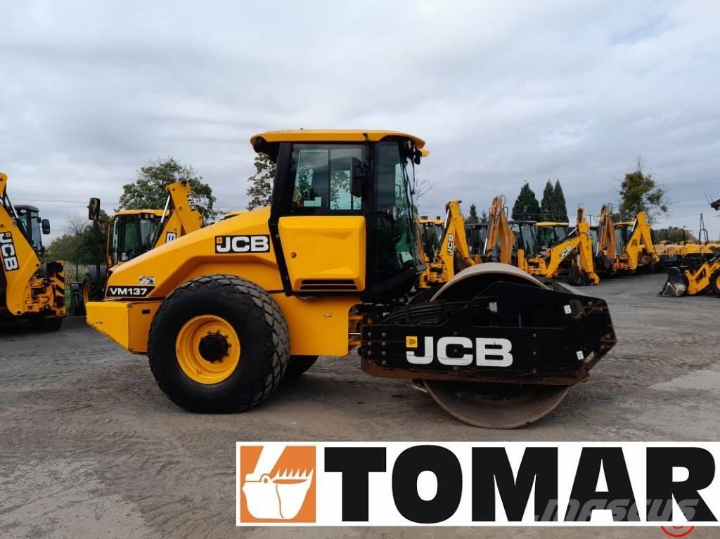 JCB Vibromax VM 137 Tandemové válce