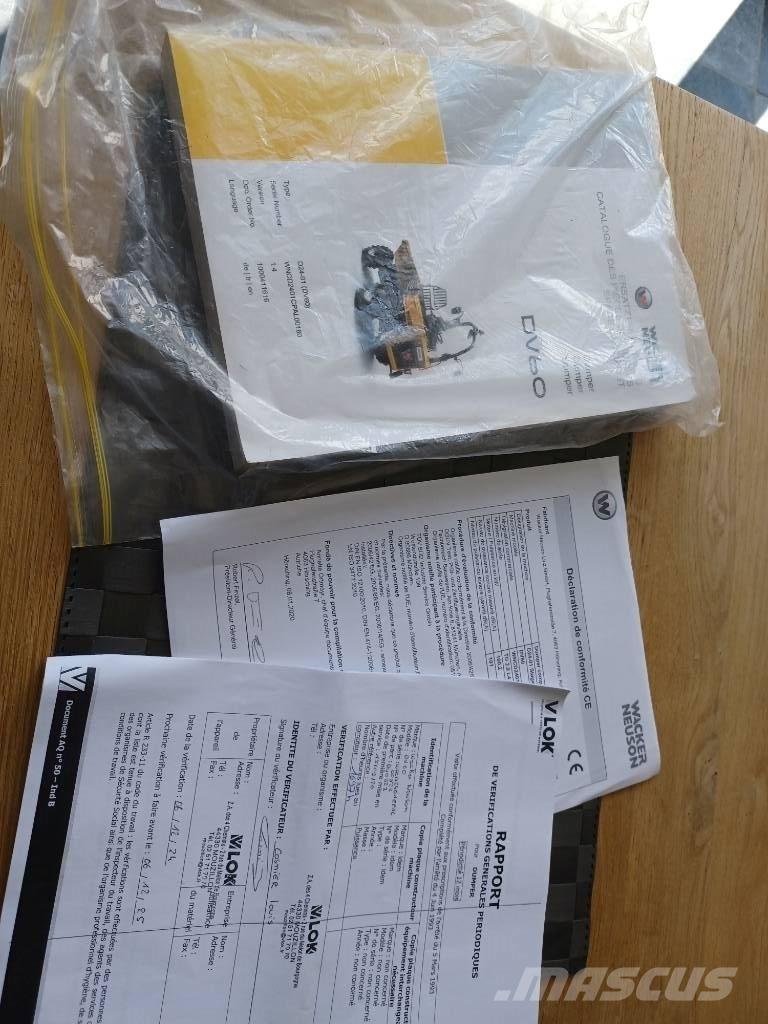 Wacker Neuson DV 60 Vyklápěcí dempry