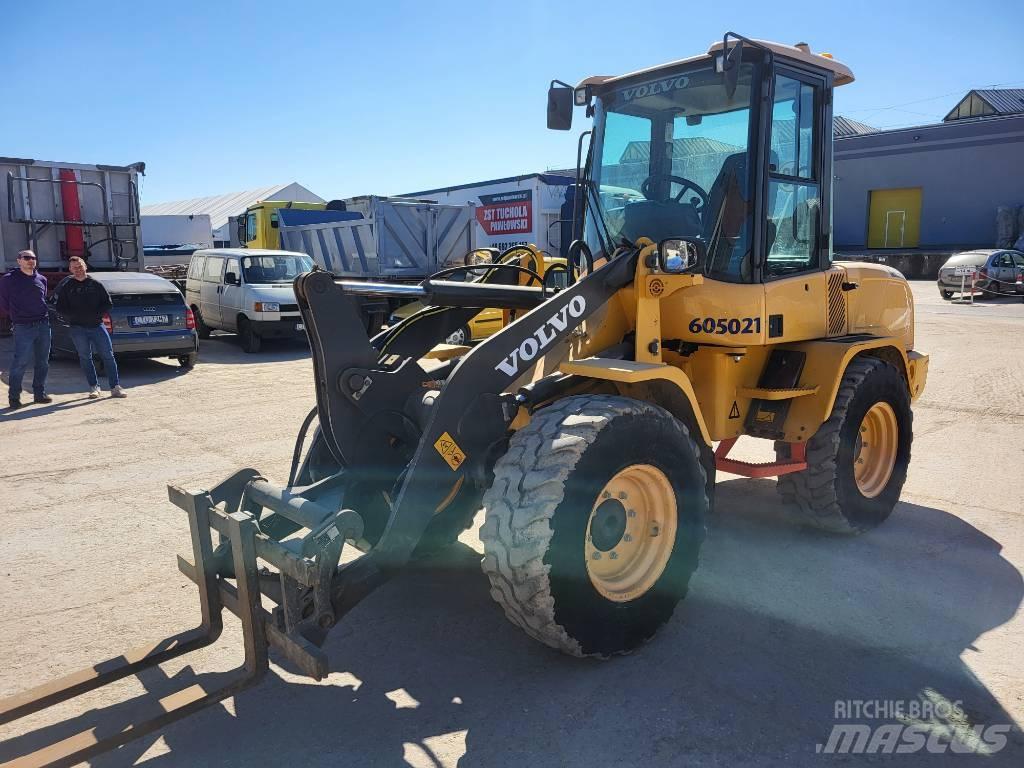 Volvo L 30 G Kolové nakladače