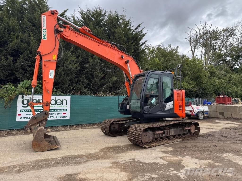 Hitachi ZX 135 US-5B Pásová rýpadla