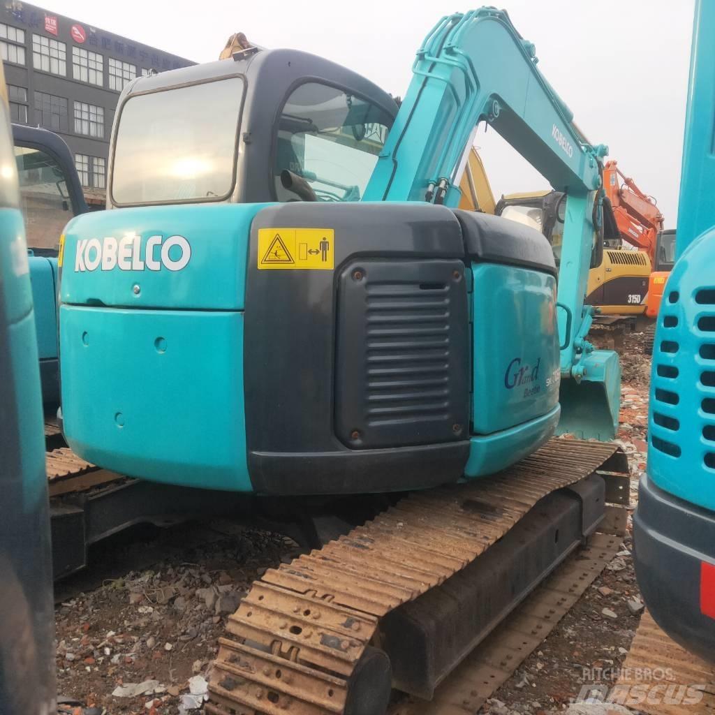 Kobelco SK 70 SR Midi rýpadla 7t - 12t