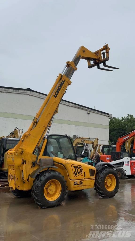 JCB 535 Teleskopické manipulátory