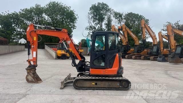 Hitachi ZX 48 U-5 A Mini rýpadla < 7t