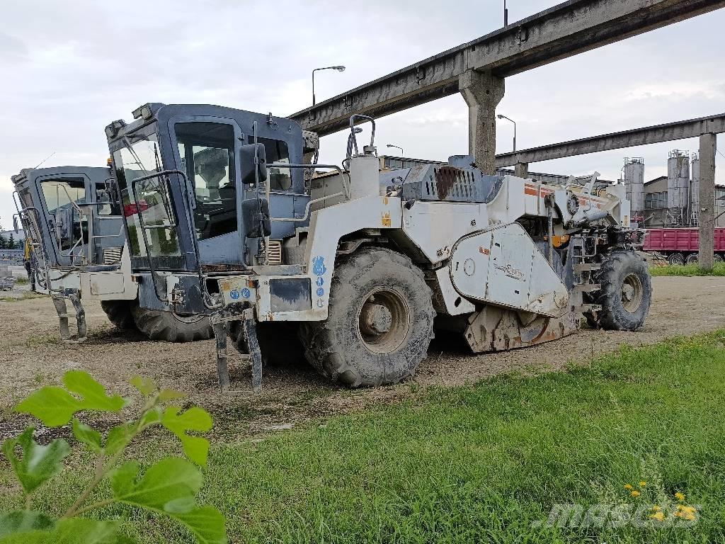 Wirtgen WR 2000 Recyklátory asfaltu