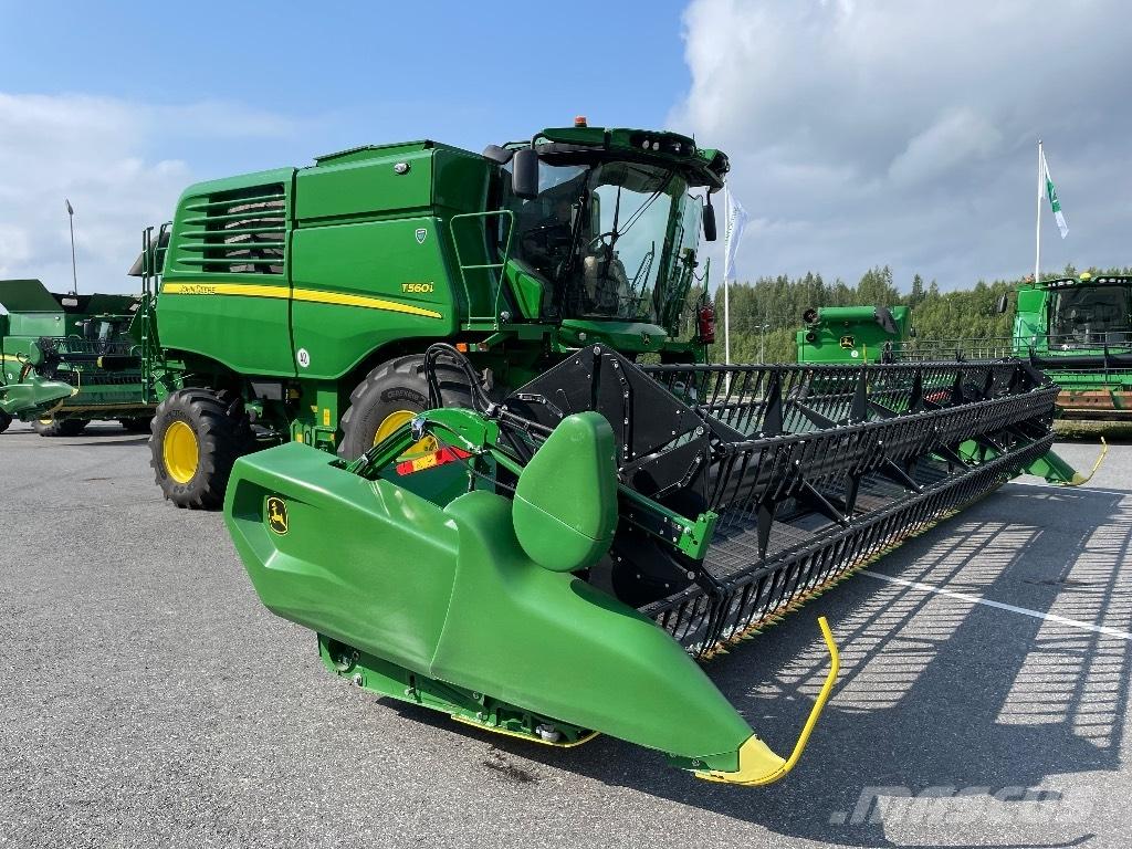 John Deere T 560 i Sklízecí mlátičky