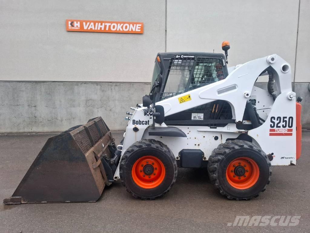 Bobcat S 250 Smykem řízené nakladače