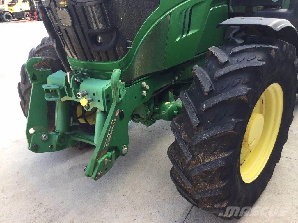 John Deere 6140R Traktory