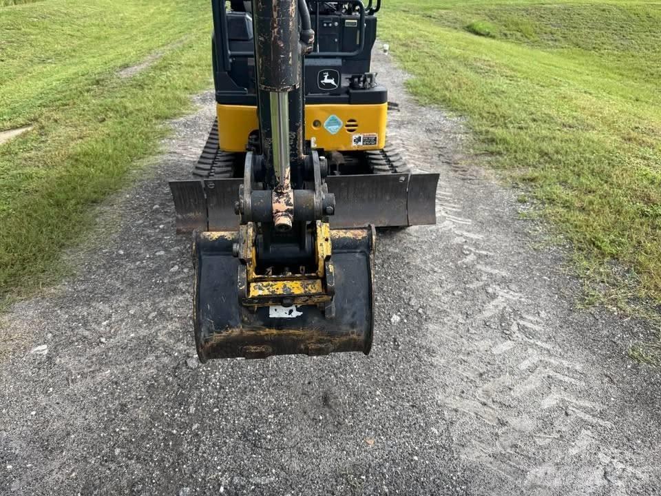 John Deere 17 G Mini rýpadla < 7t