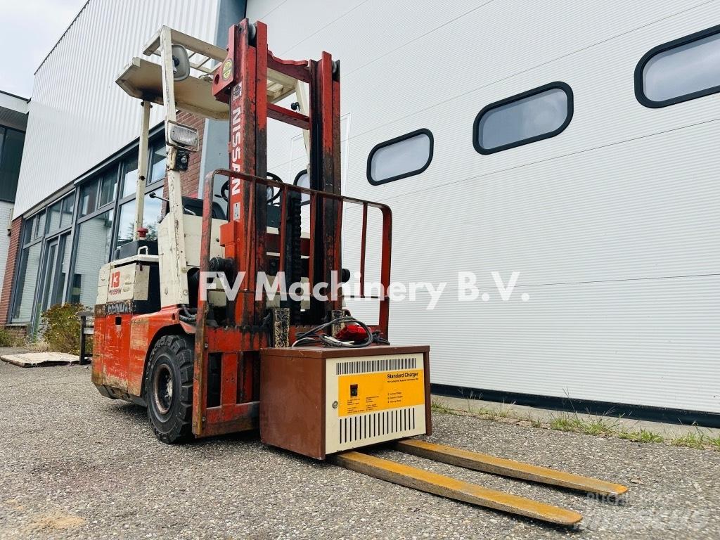Nissan S01 D 13 U Akumulátorové vozíky