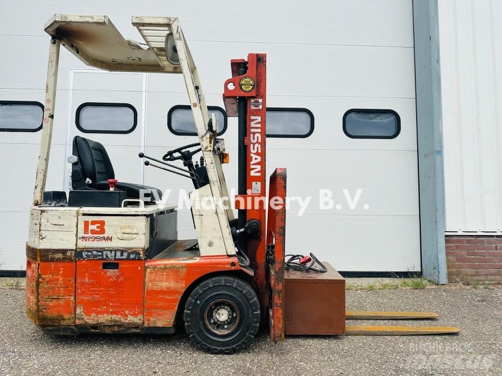 Nissan S01 D 13 U Akumulátorové vozíky