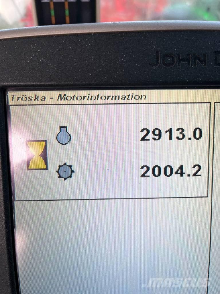 John Deere S 670 Sklízecí mlátičky