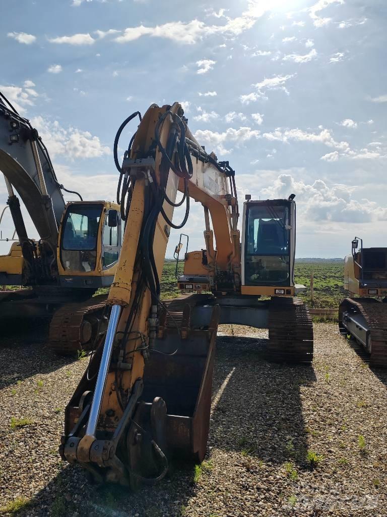 Liebherr R 900 C Pásová rýpadla