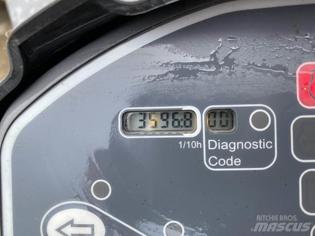 Hamm HD 14 VV Tandemové válce