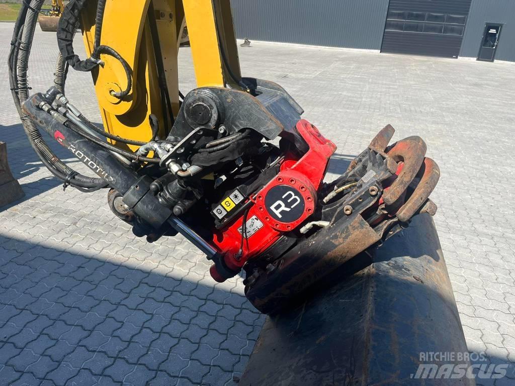 CAT 310 Pásová rýpadla