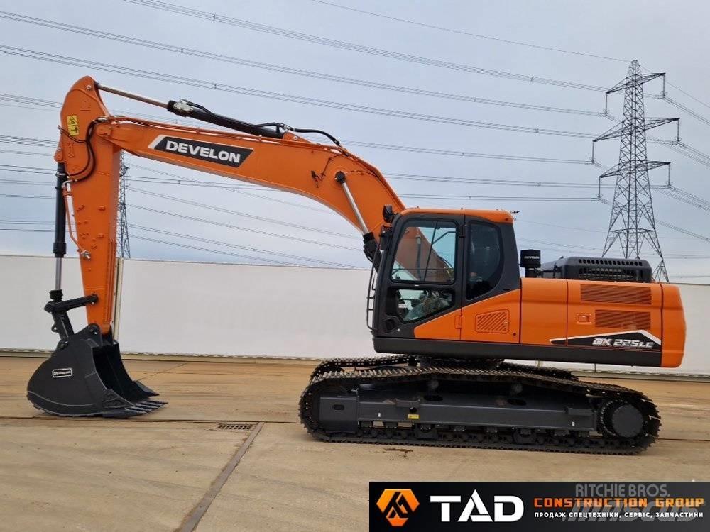 Develon DX 225 LC-7M Pásová rýpadla