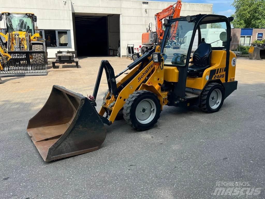 Schäffer 2428 Mini rýpadla < 7t