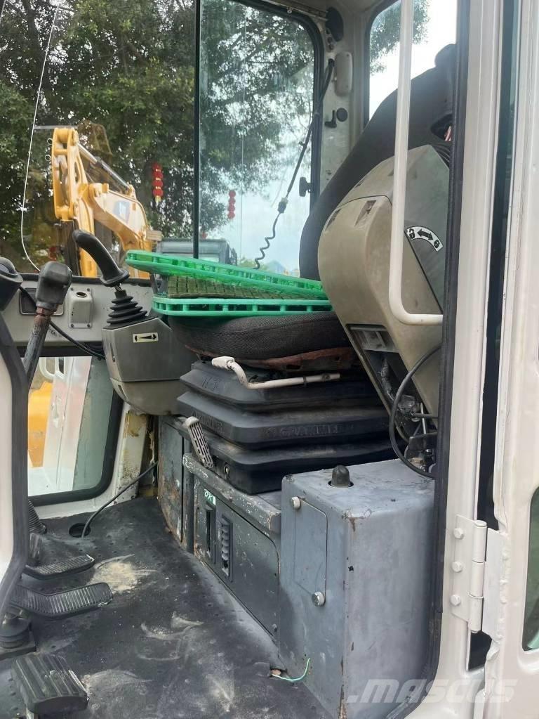Takeuchi TB 160C Pásová rýpadla