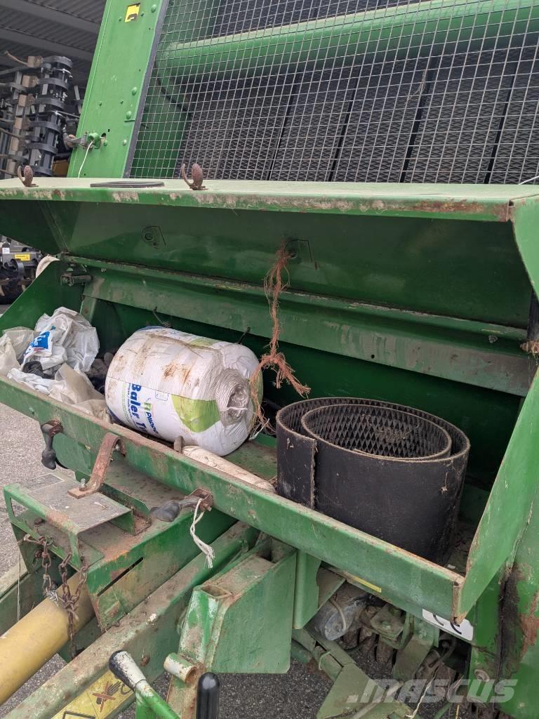 John Deere 580 Lis na válcové balíky
