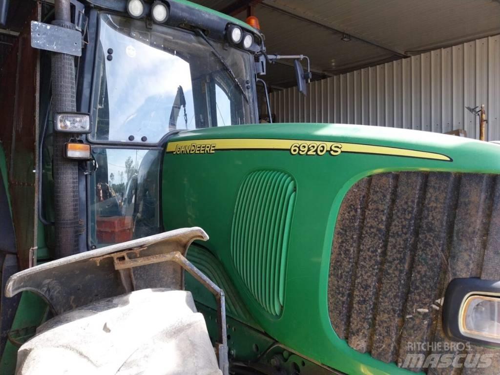 John Deere 6920 S Traktory