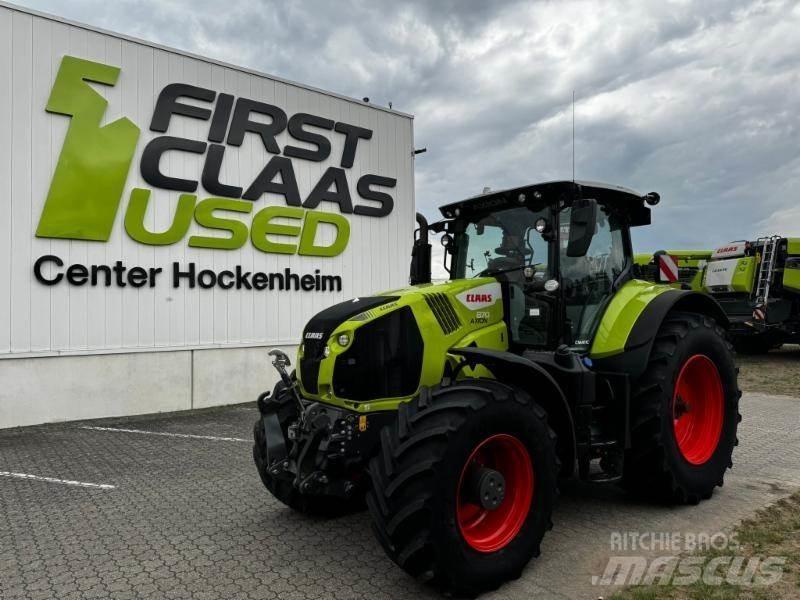 CLAAS AXION 870 Traktory