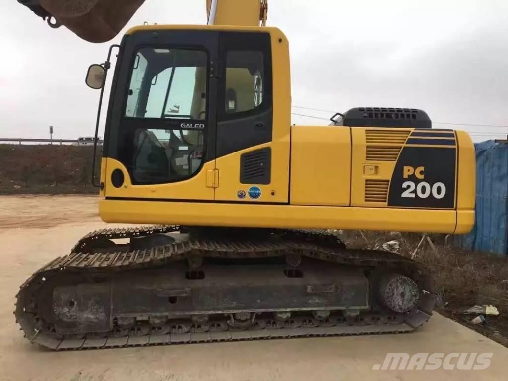 Komatsu pc200-8 Pásová rýpadla