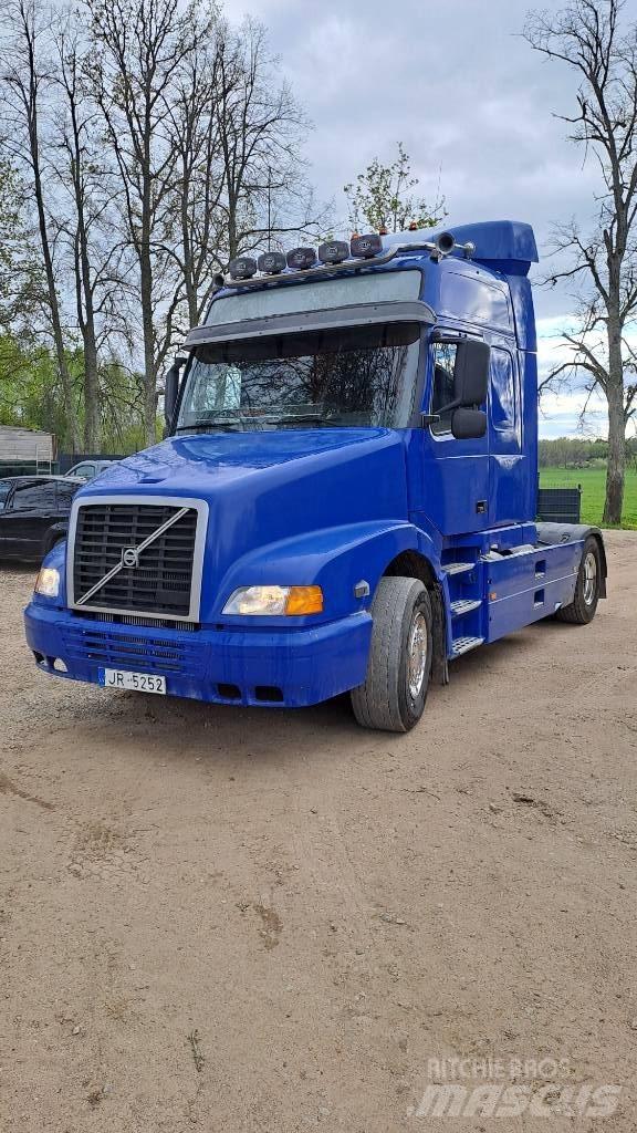 Volvo NH 12 Tahače