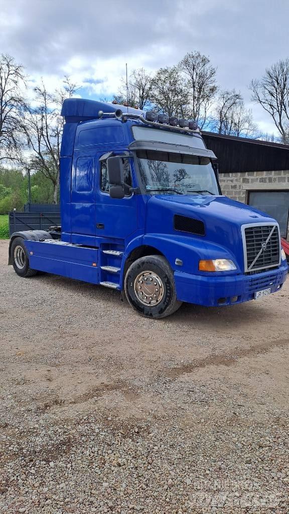 Volvo NH 12 Tahače