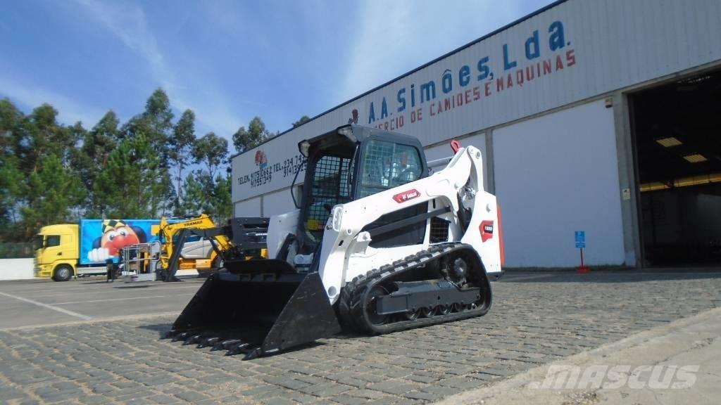 Bobcat T 590 Smykem řízené nakladače