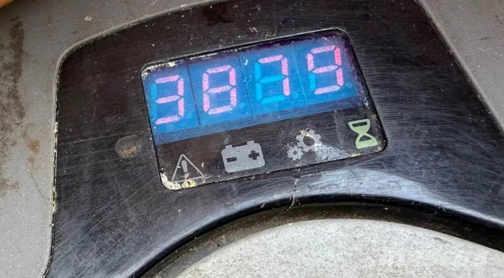 BT SWE200D Ručně vedené vysokozdvižné vozíky