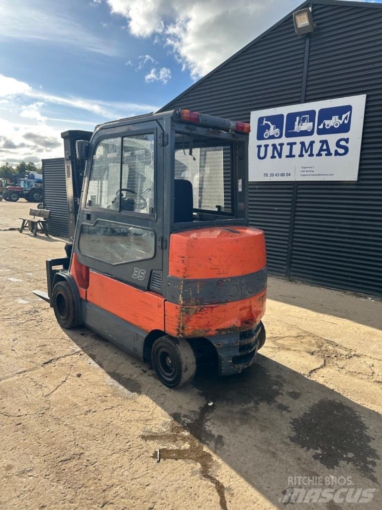 Toyota FBT35 Akumulátorové vozíky