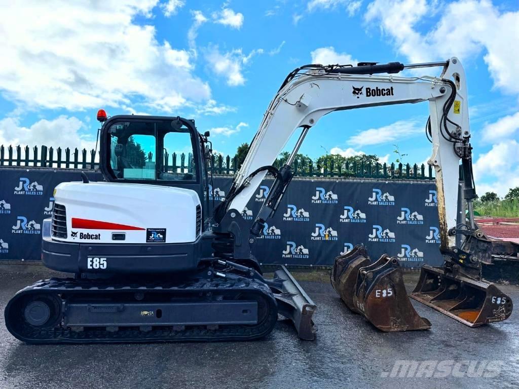 Bobcat E 85 Midi rýpadla 7t - 12t