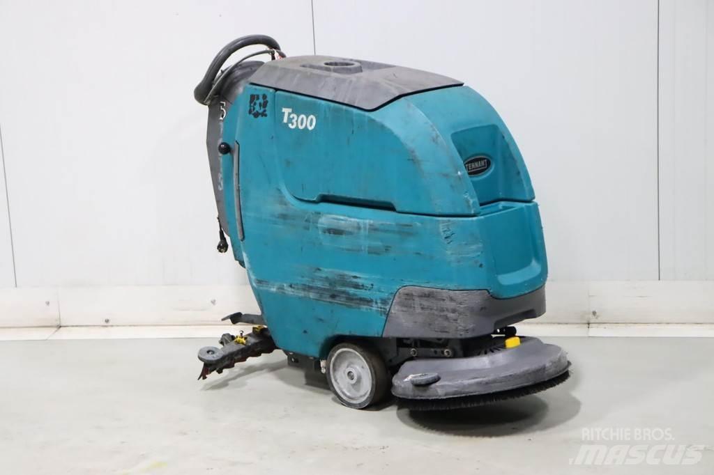 Tennant T300 Zametací stroje